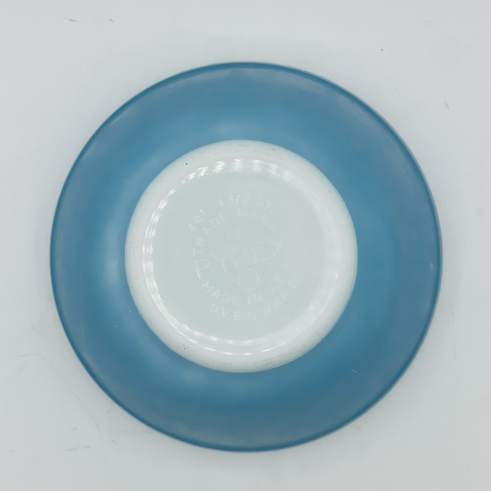 Vintage PYREX 401 Turquoise Blue Mixing Bowl 1.5 Pt 1½ Qt Nesting USA - Picture 3 of 7